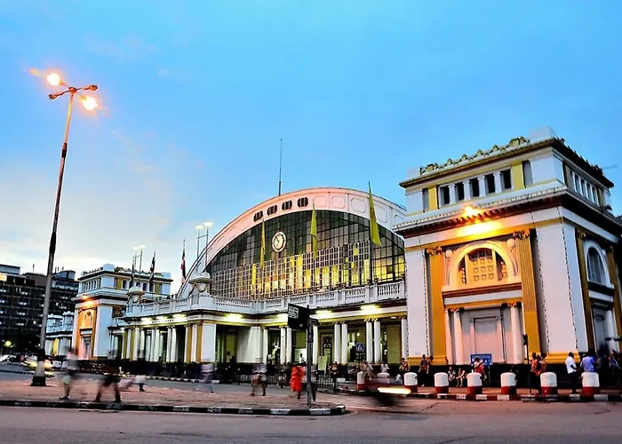 Loftel Station Hostel Bangkok